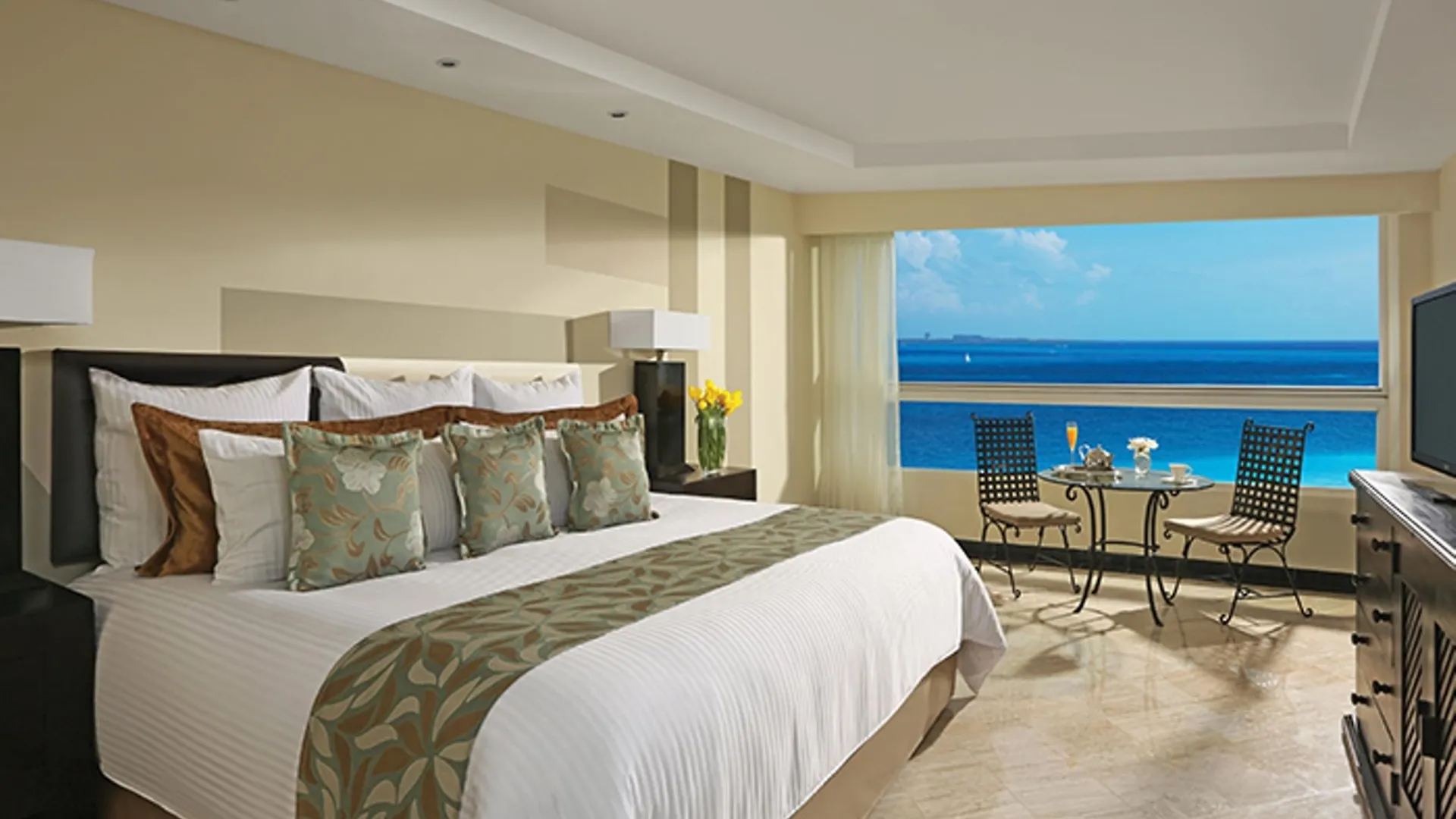 Dreams Sands Cancun Resort & Spa (Adults Only)