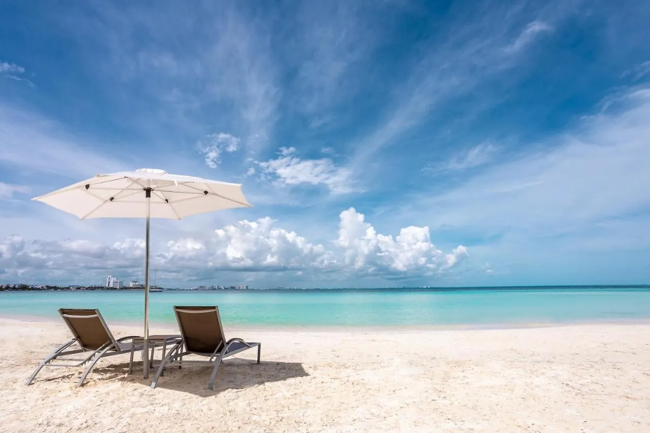 Dreams Sands Cancun Resort & Spa (Adults Only)