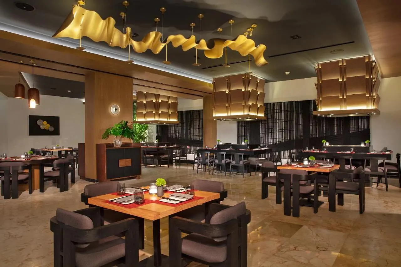 Dreams Sands Cancun Resort & Spa (Adults Only)