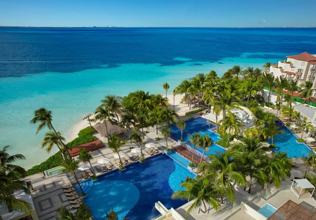 Dreams Sands Cancun Resort & Spa (Adults Only)