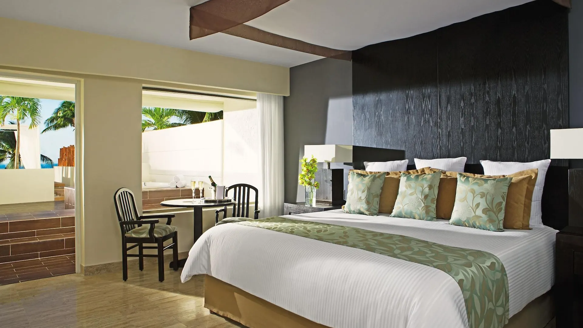 Dreams Sands Cancun Resort & Spa (Adults Only)