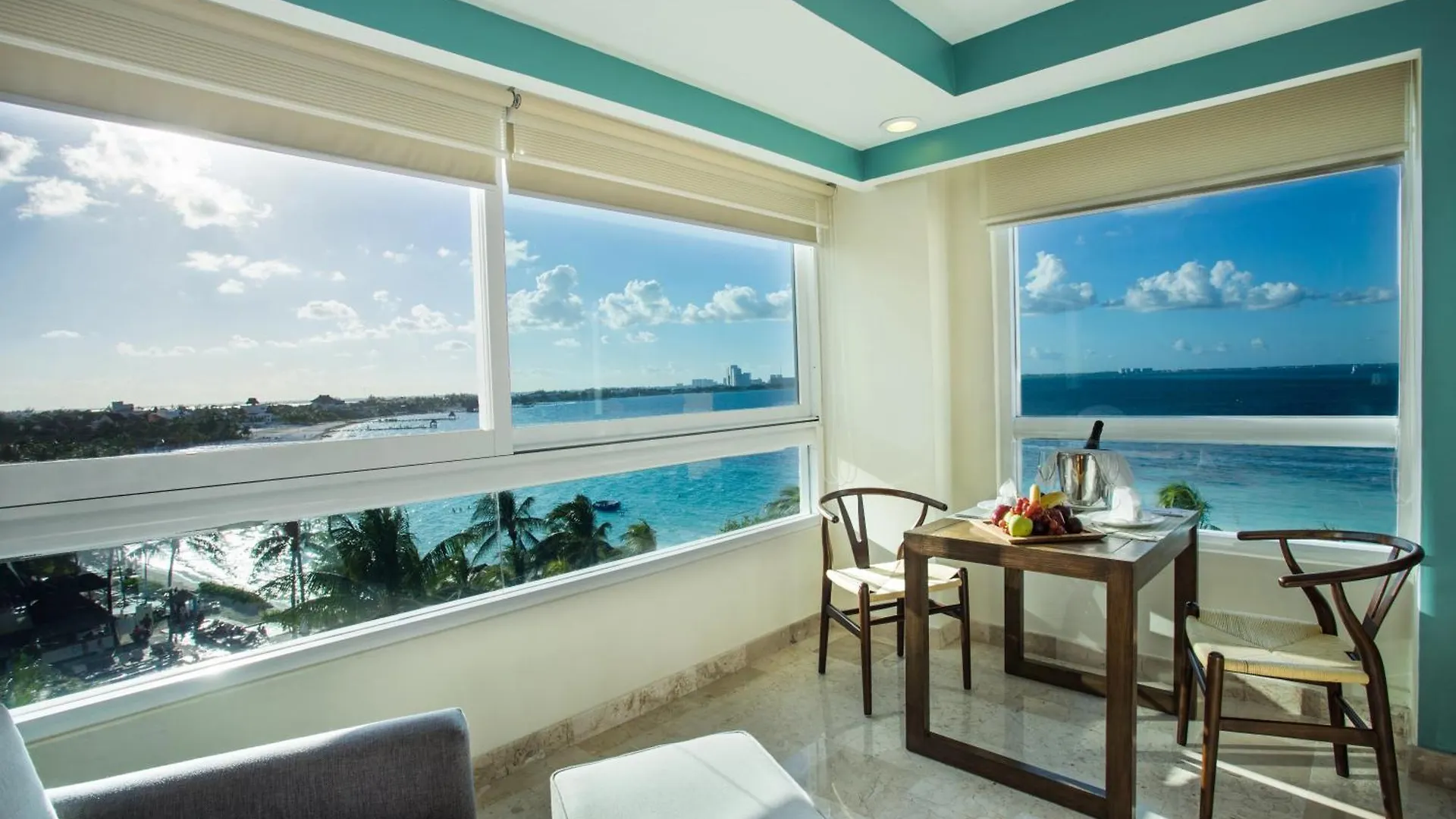 Dreams Sands Cancun Resort & Spa (Adults Only)