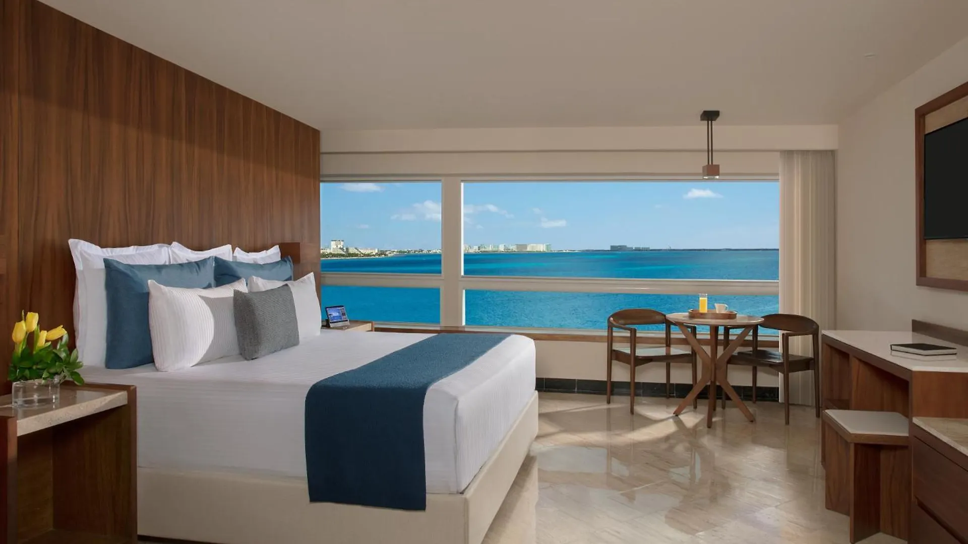Dreams Sands Cancun Resort & Spa (Adults Only)