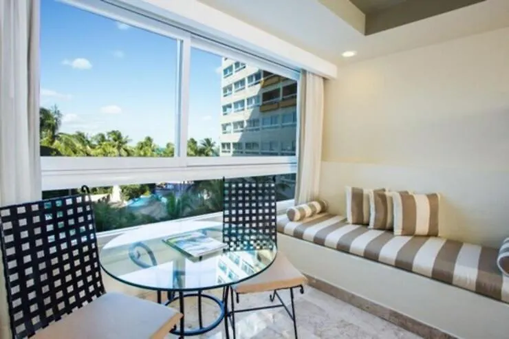 Dreams Sands Cancun Resort & Spa (Adults Only)