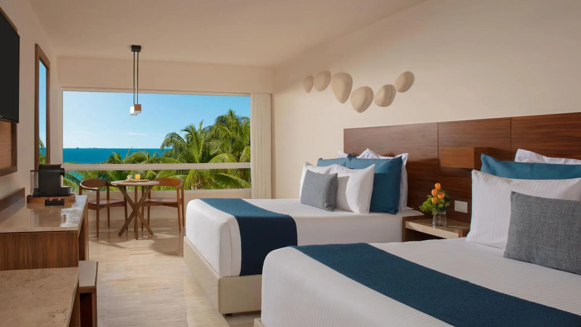 Dreams Sands Cancun Resort & Spa (Adults Only)